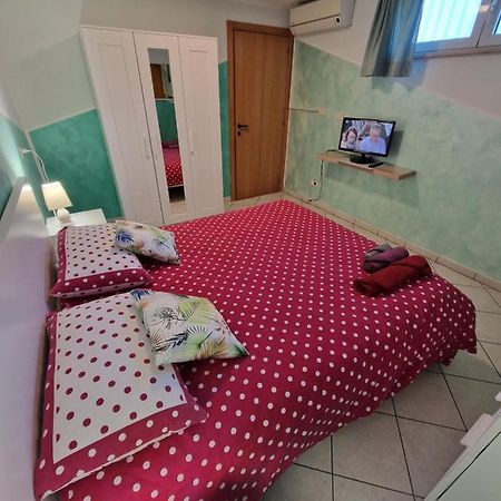 Casa Dell'Ape Maia Apartment Термоли Екстериор снимка