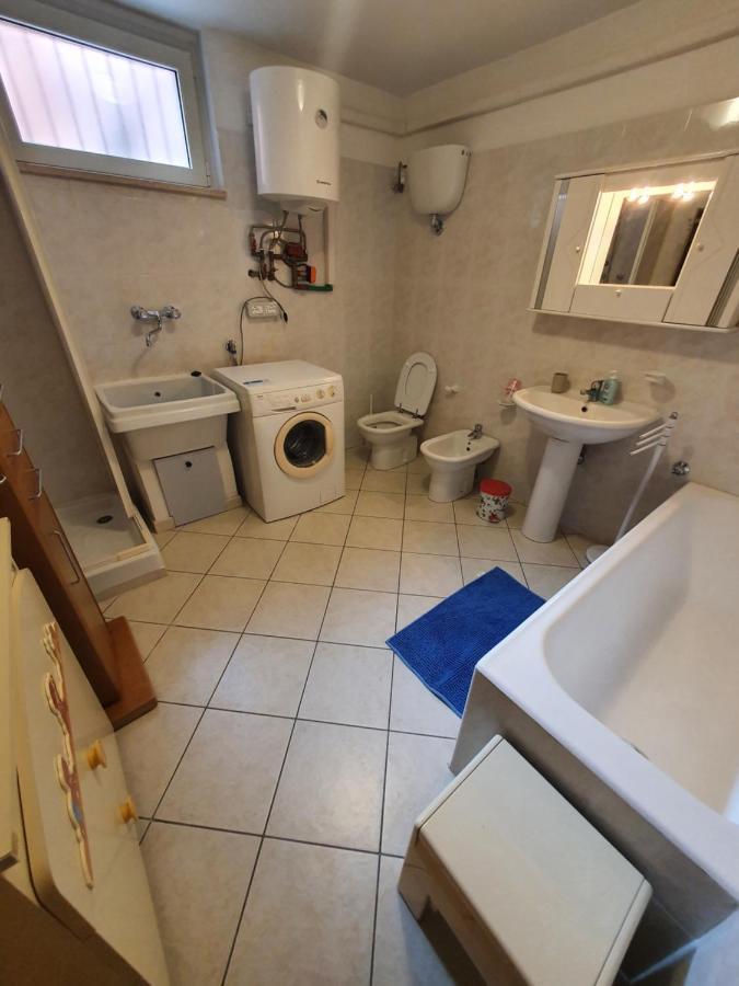 Casa Dell'Ape Maia Apartment Термоли Екстериор снимка
