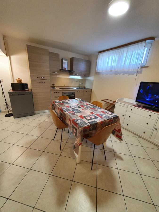 Casa Dell'Ape Maia Apartment Термоли Екстериор снимка