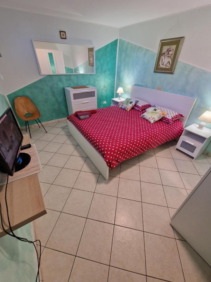 Casa Dell'Ape Maia Apartment Термоли Екстериор снимка